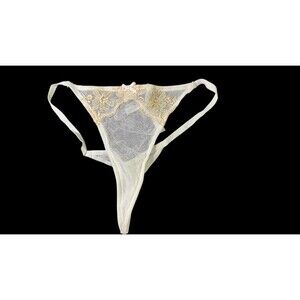 NWOT Victoria's Secret white Lace V-String Panty  Size S/P